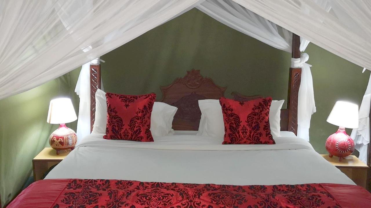 Osero Lodge Ololaimutiek 외부 사진