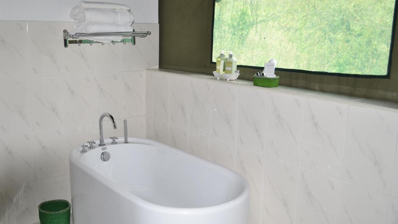 Osero Lodge Ololaimutiek 외부 사진